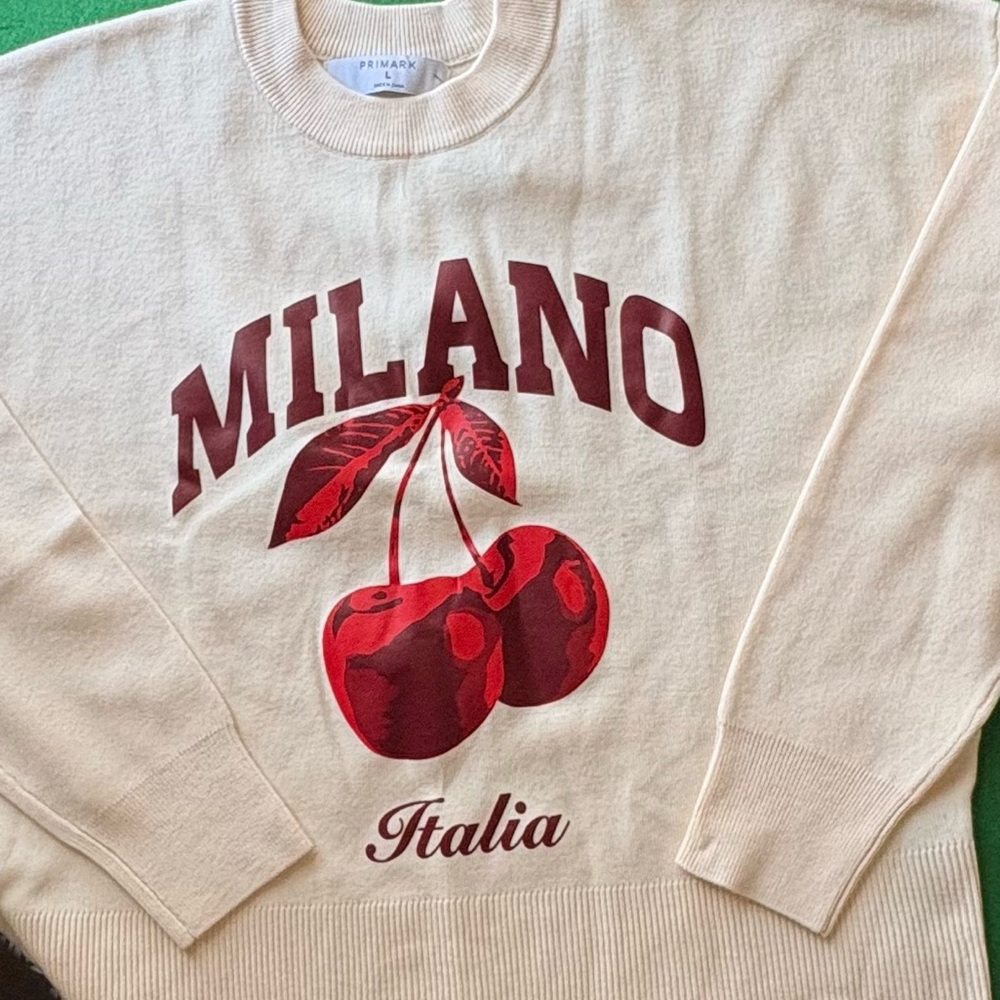 Cream cherry 🍒 sweater - Picture 11 of 11